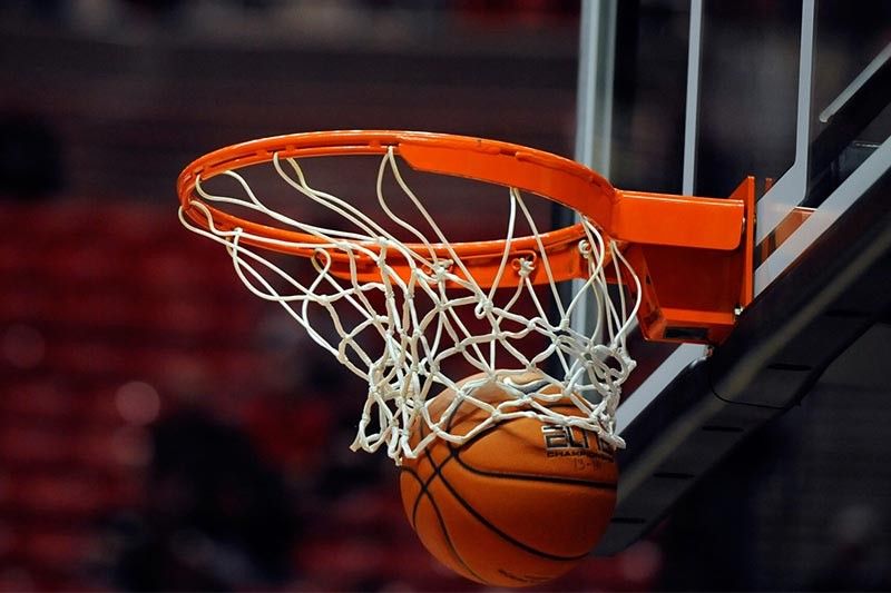 米乐M6:乒乓球台游泳池