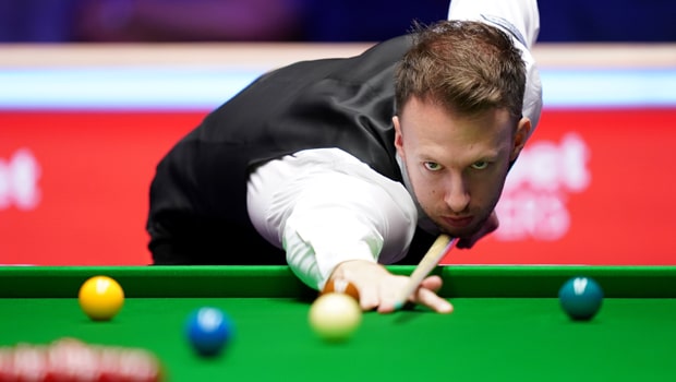 米乐M6：单杠还是双杠？掌握单双杠俯卧撑训练法的秘诀！